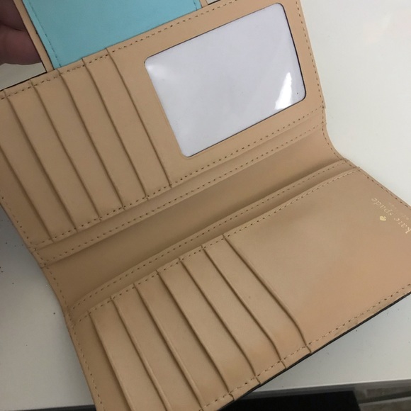Authentic Kate Spade Wallet - Picture 3 of 4